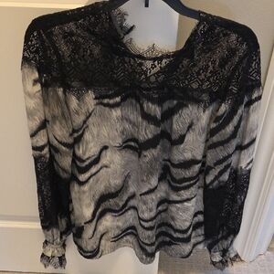 NWT White House Black Market Zebra Print Lace Blouse XS